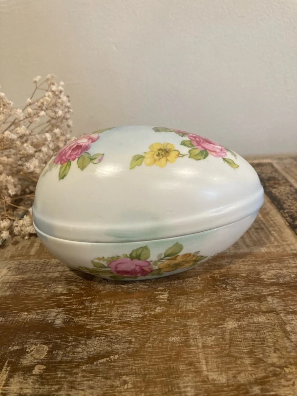 RS Prussia Floral Porcelain Egg Trinket Box – Vintage Hand‑Painted